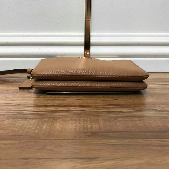 🍘Coach Signature Pebbled Leather🍘 - Picture 5 of 8